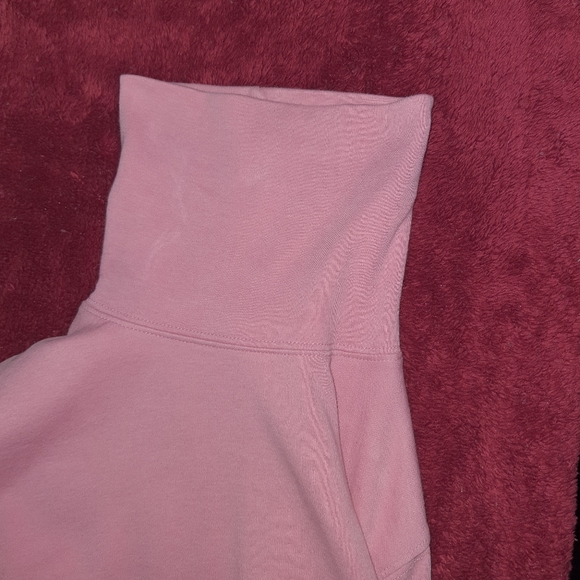 Relativity Womens Pink Turtleneck Sweater Small - Picture 8 of 8